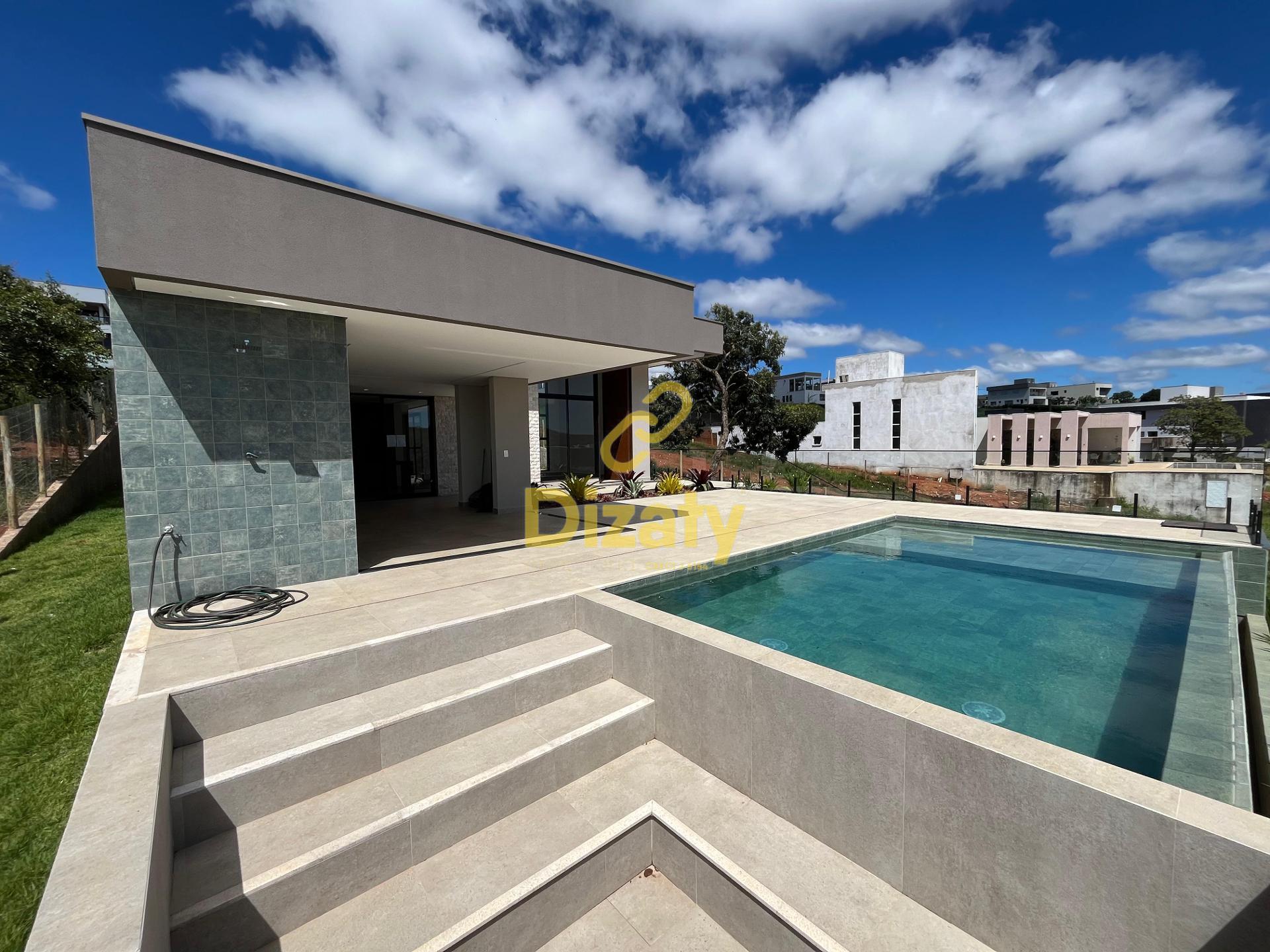 CASA DE ALTO PADRÃO NO CONDOMÍNIO GRAN ROYALLE EM LAGOA SANTA MG.