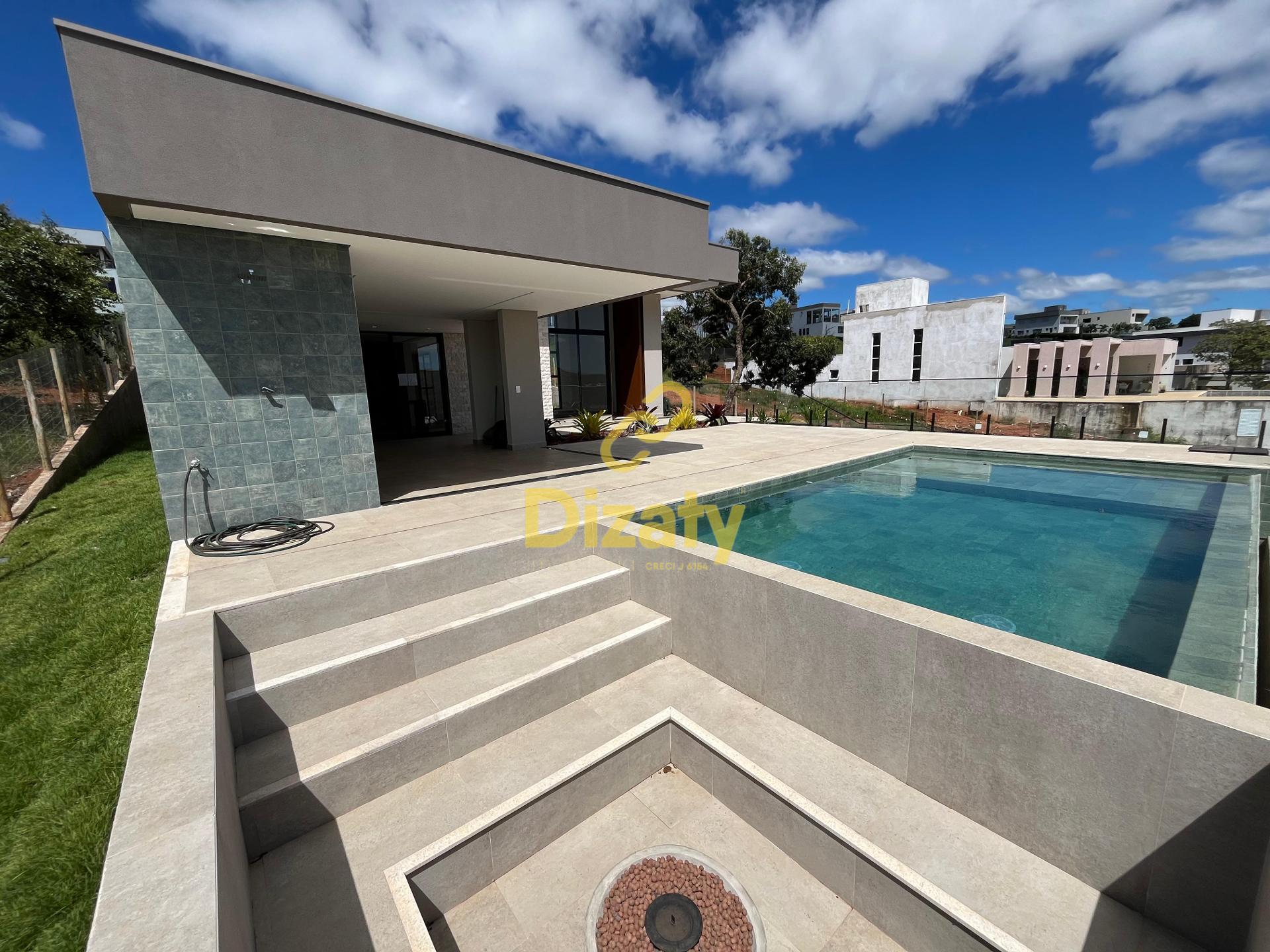 CASA DE ALTO PADRÃO NO CONDOMÍNIO GRAN ROYALLE EM LAGOA SANTA MG.