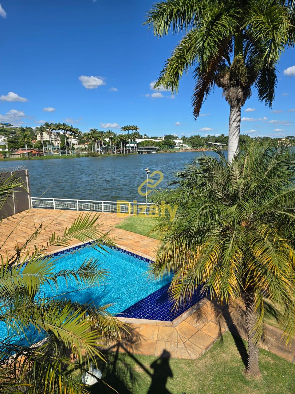 CASA A VENDA NO BAIRRO BOA VISTA COM VISTA PARA LAGOA JOSÉ FÉLIX
