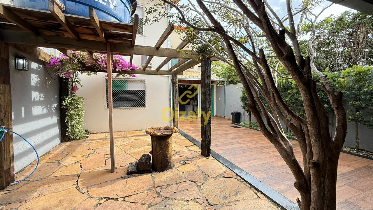 CASA A VENDA NO BAIRRO MORRO DO CLARO COM 3 QUARTOS - SETE LAG...