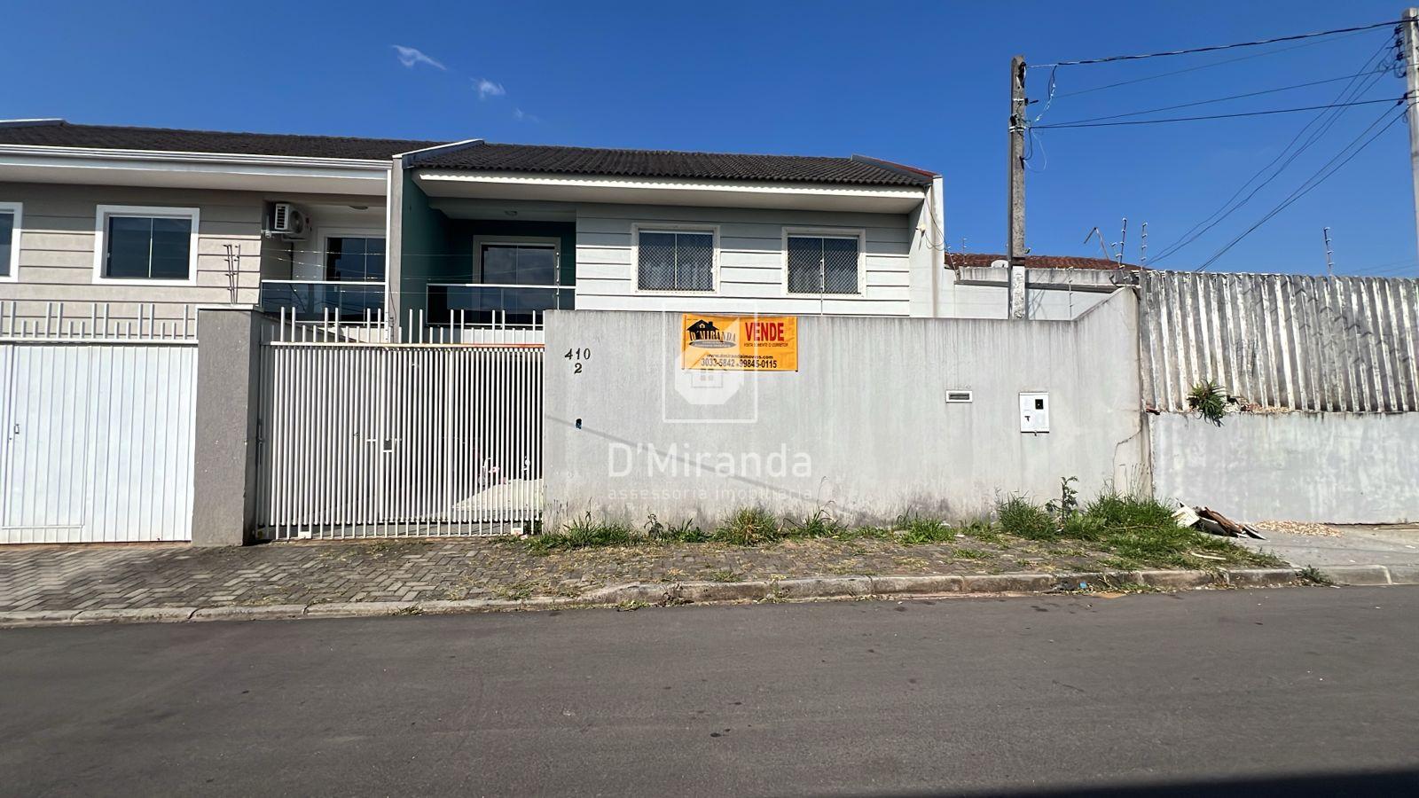 Excelente sobrado no bairro Emiliano Perneta, em Pinhais, com ...