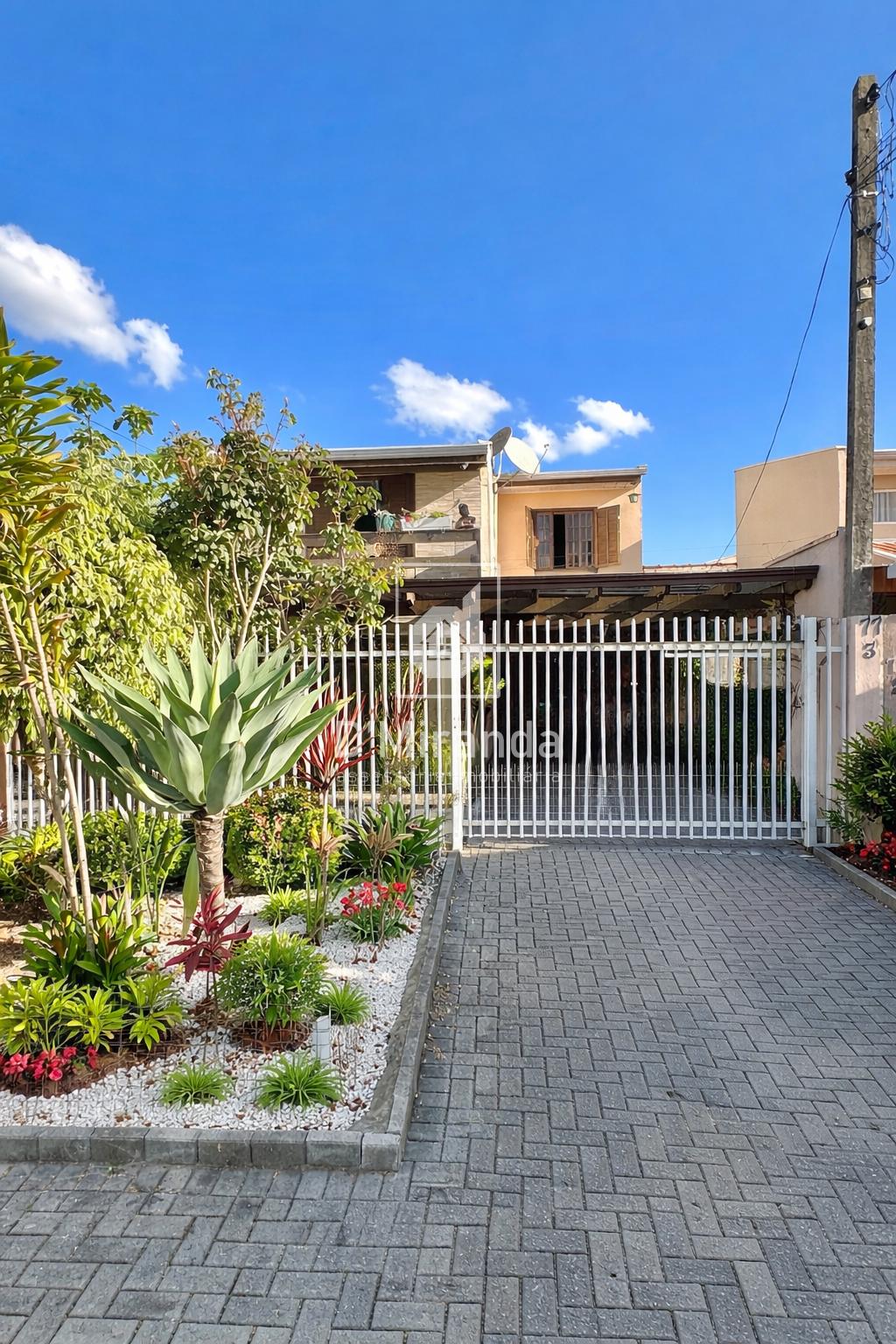 Sobrado com Suíte e Churrasqueira no Jardim Amélia | 3 Quartos...