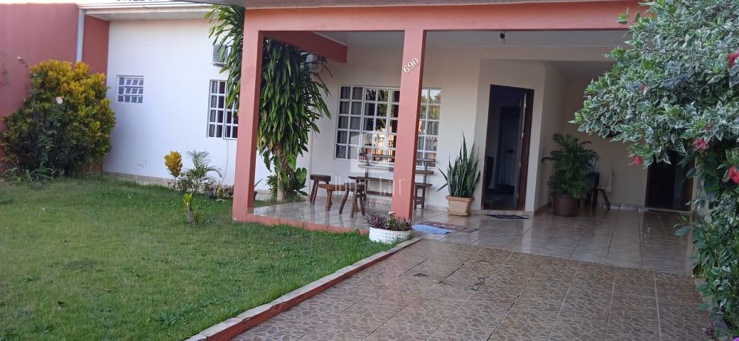Casa para venda - Centro Sul