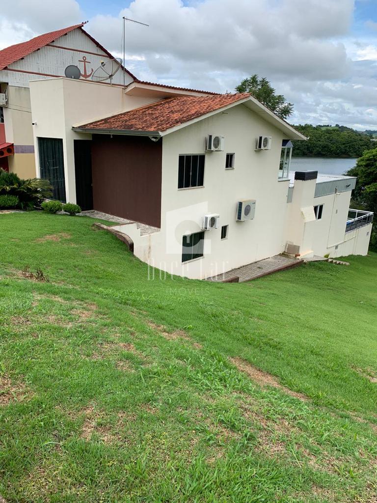 Casa com piscina no Alagado do Cruzeiro do Iguaçu PR