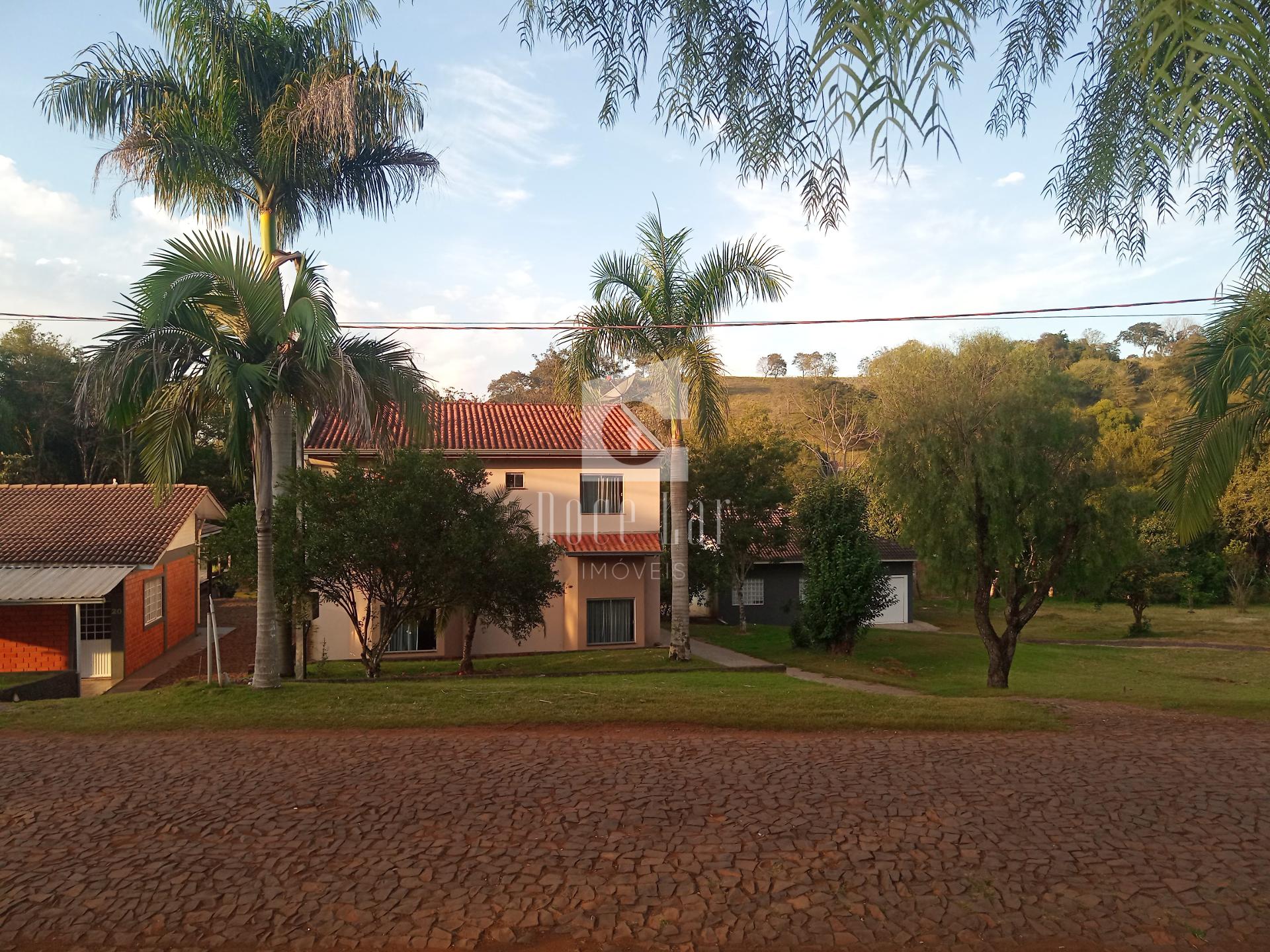 Sobrado mobiliado para venda no Alagado do Cruzeiro do Iguaçu ...