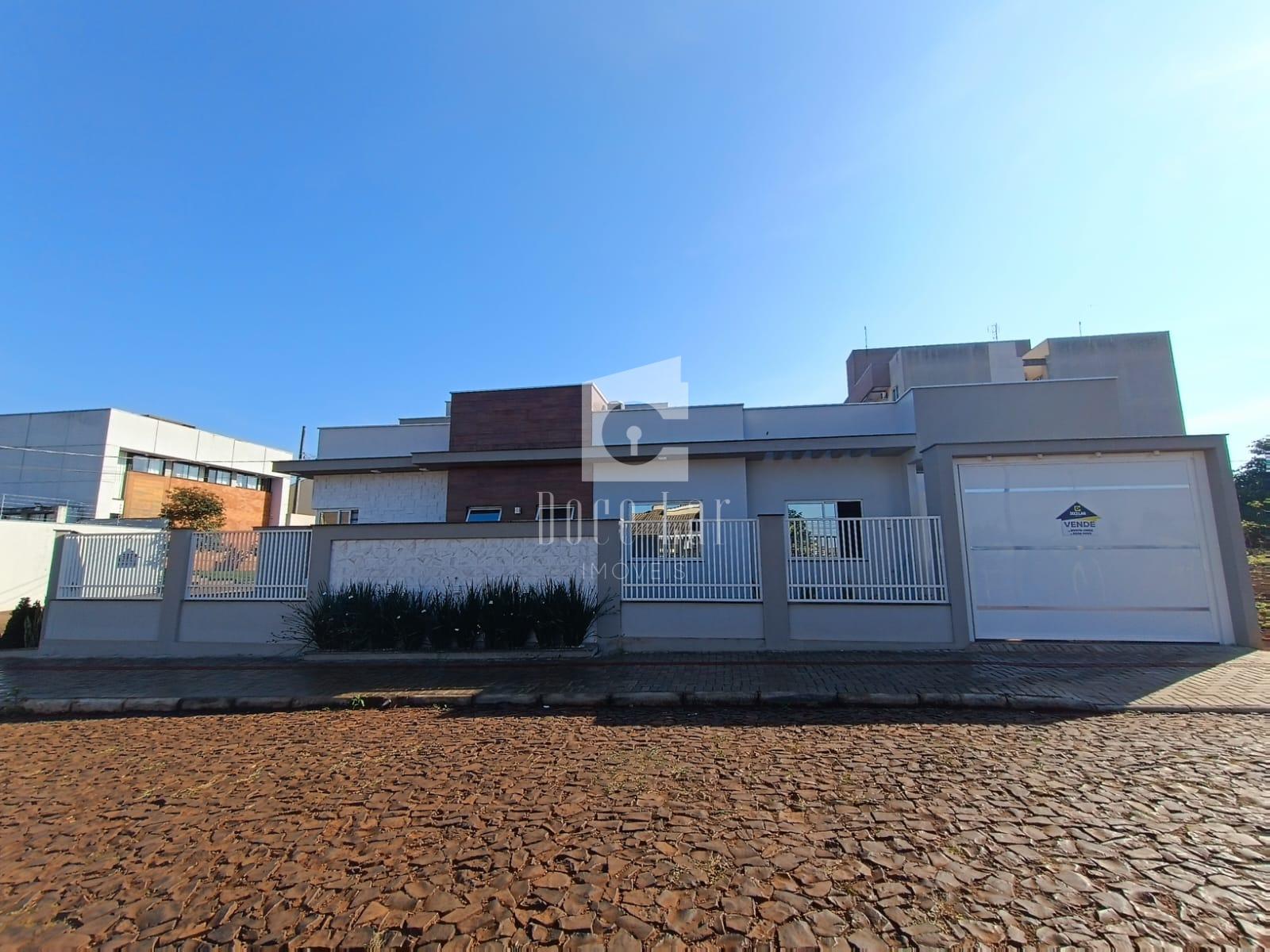 Casa nova à venda, SEMIMOBILIADA, São Francisco de Assis, DOIS...