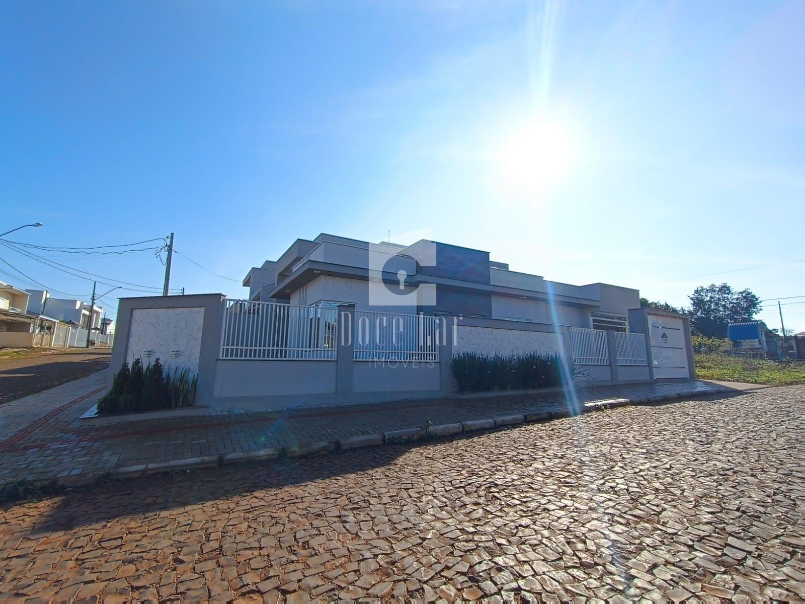 Casa nova à venda, SEMIMOBILIADA, São Francisco de Assis, DOIS...