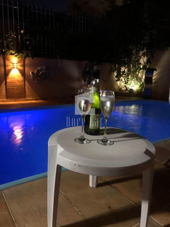 Sobrado com piscina para venda no Centro Norte, DOIS VIZINHOS ...
