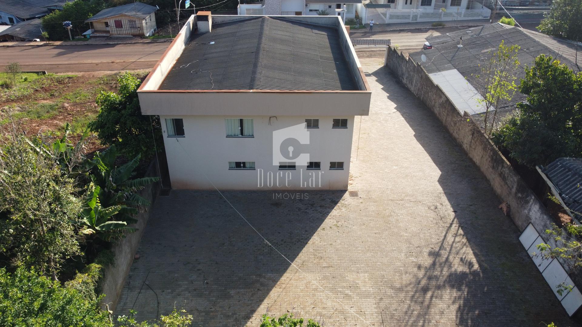 Terreno com Edificação Residencial e Comercial em BOA ESPERANÇ...