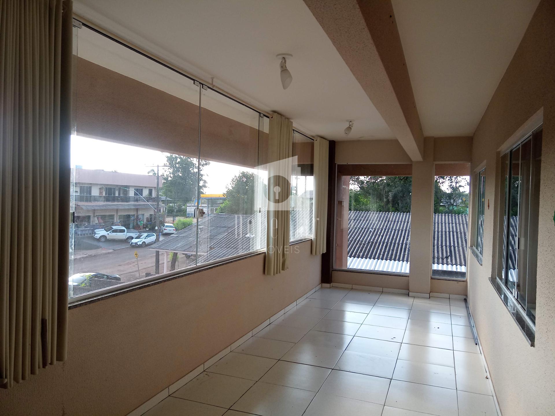 Terreno com Edificação Residencial e Comercial em BOA ESPERANÇ...