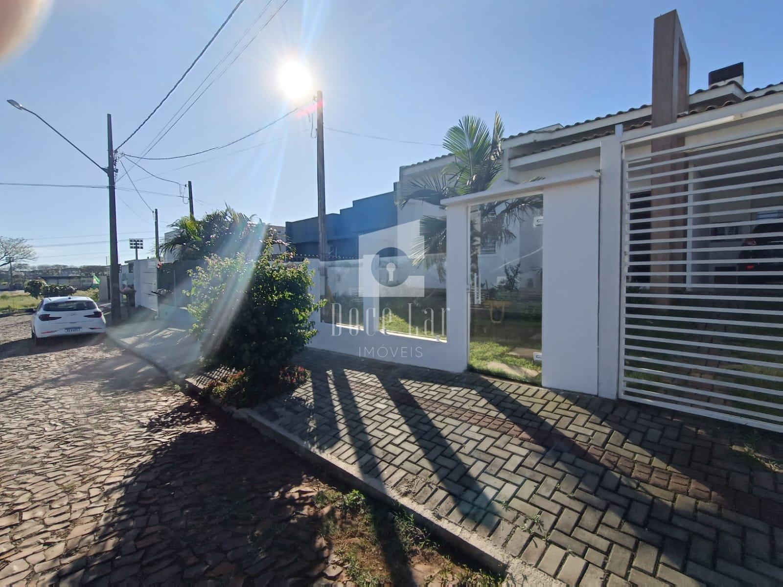 Casa à venda no Bairro São Francisco de Assis, DOIS VIZINHOS - PR