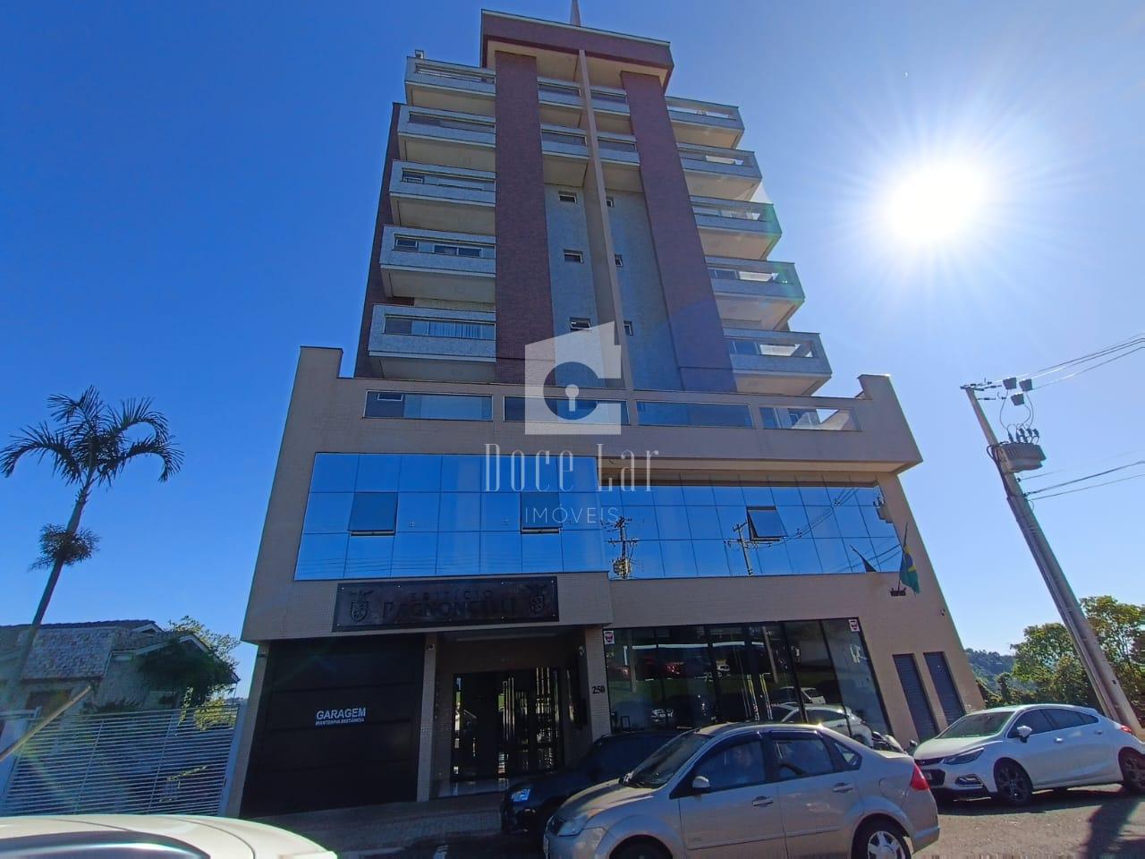Apartamento ALTO PADRÃO no Edificio Pagnoncelli Centro Norte, ...
