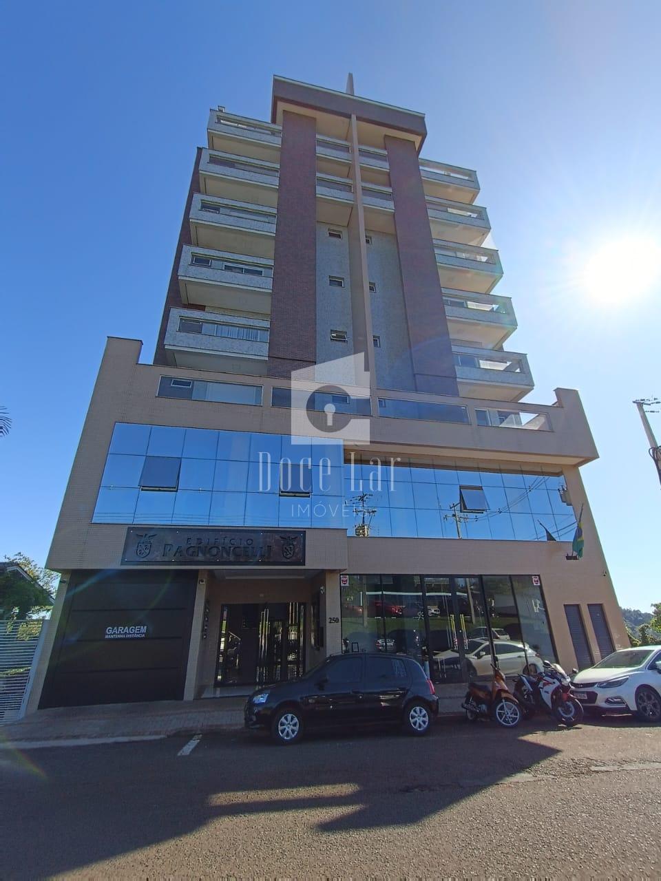 Apartamento ALTO PADRÃO no Edificio Pagnoncelli Centro Norte, ...