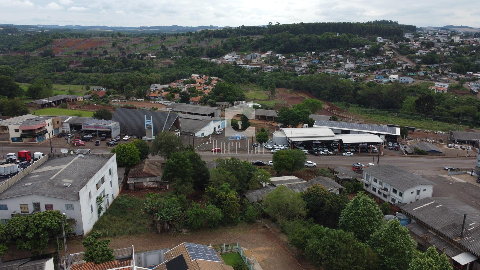 Casa chácara à venda a 200 metros da Unisep, DOIS VIZINHOS - PR