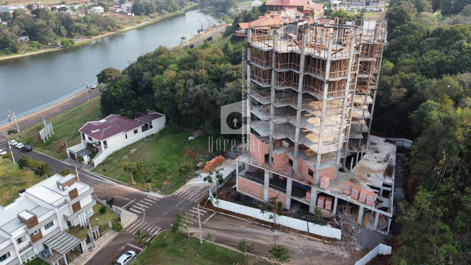Casa para venda ? 500 metros do Lago Dourado, DOIS VIZINHOS - PR