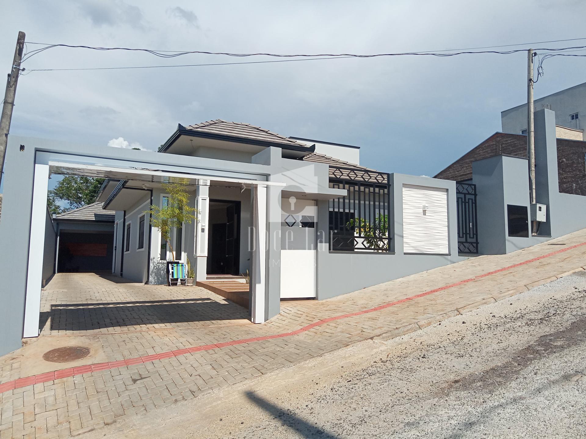 Casa SEMIMOBILIADA ALTO PADRÃO, Bairro da Luz, DOIS VIZINHOS - PR
