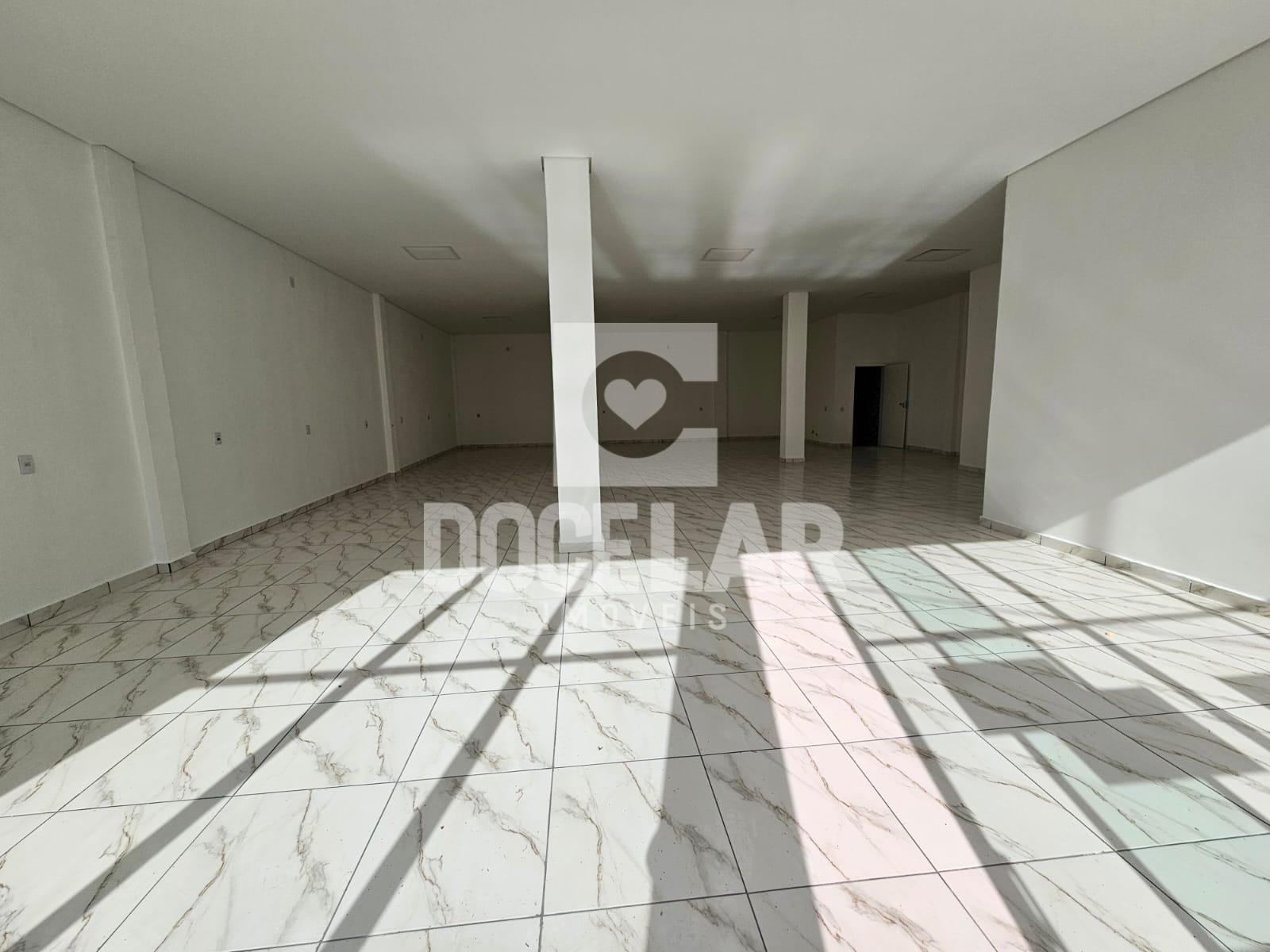 PRÉDIO COMERCIAL E RESIDENCIAL, Bairro Margarida Galvan, DOIS ...