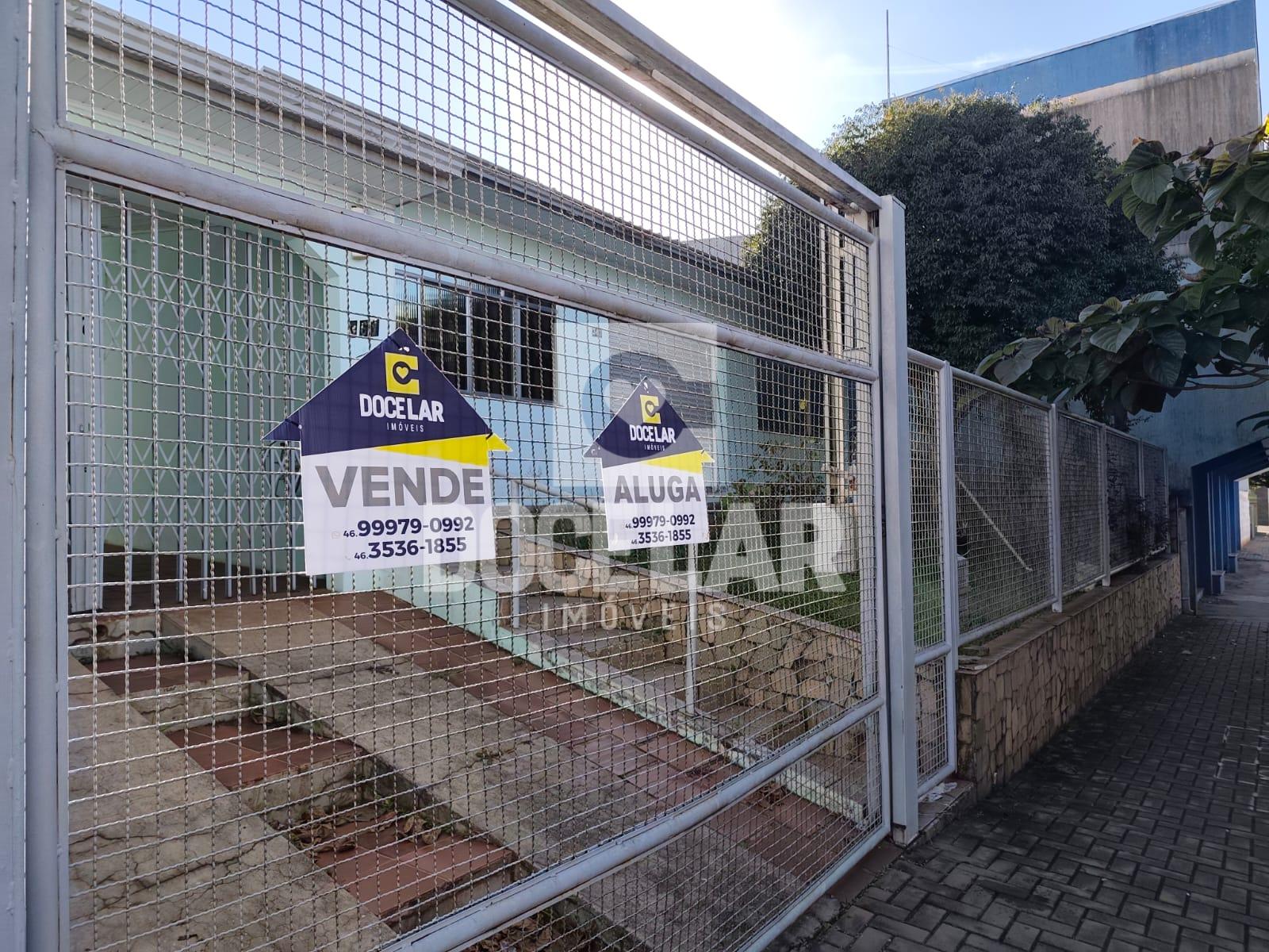 Casa com 3 dormitórios para locação, Centro Norte , DOIS VIZIN...