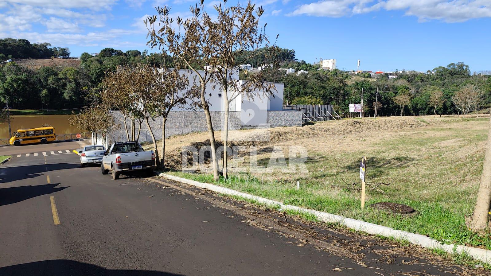 Terreno à venda, Loteamento Portal do Lago, DOIS VIZINHOS - PR