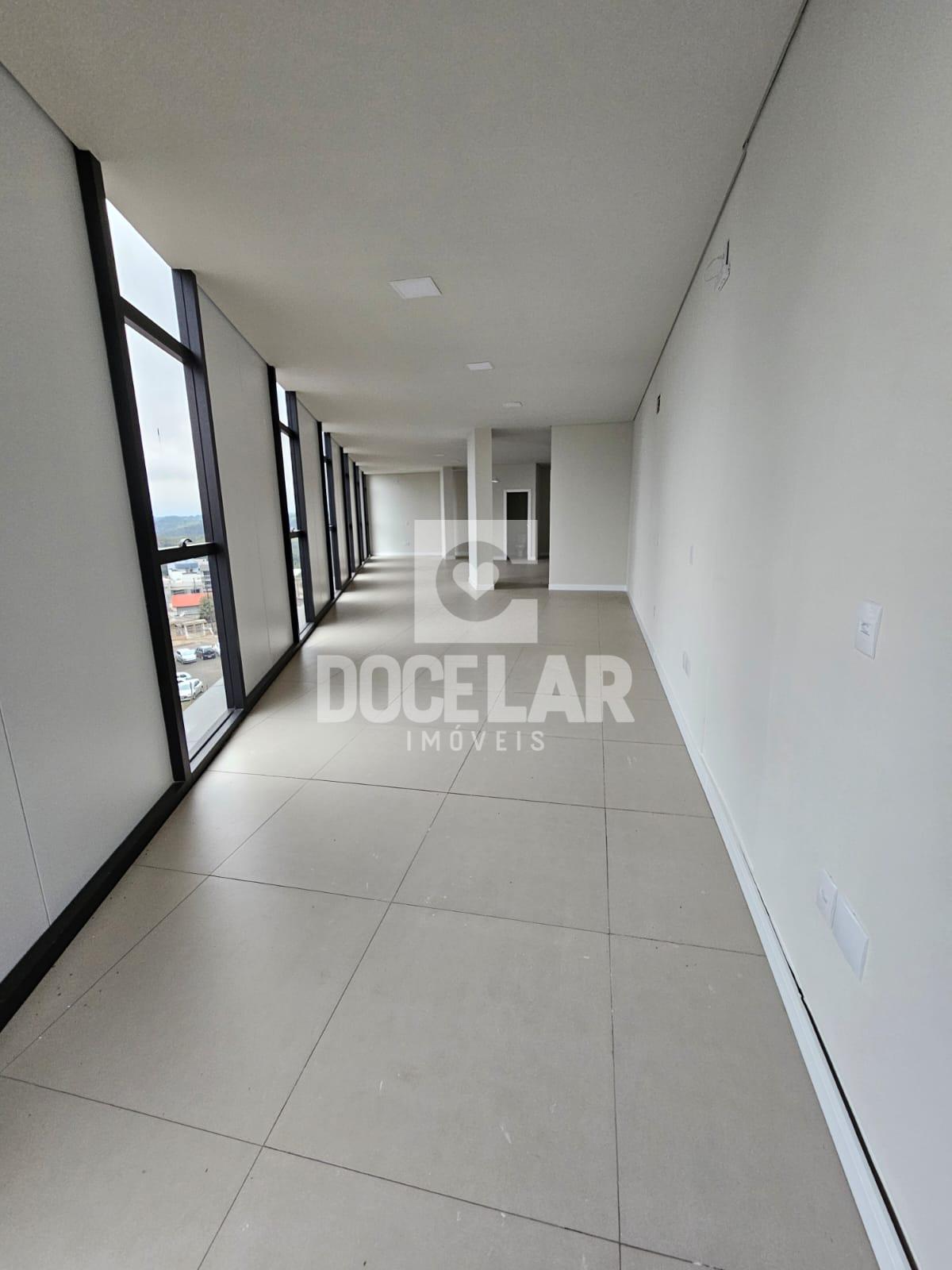 Sala Comercial no Edificio EPIC BUSINESS CENTER Centro Norte, ...