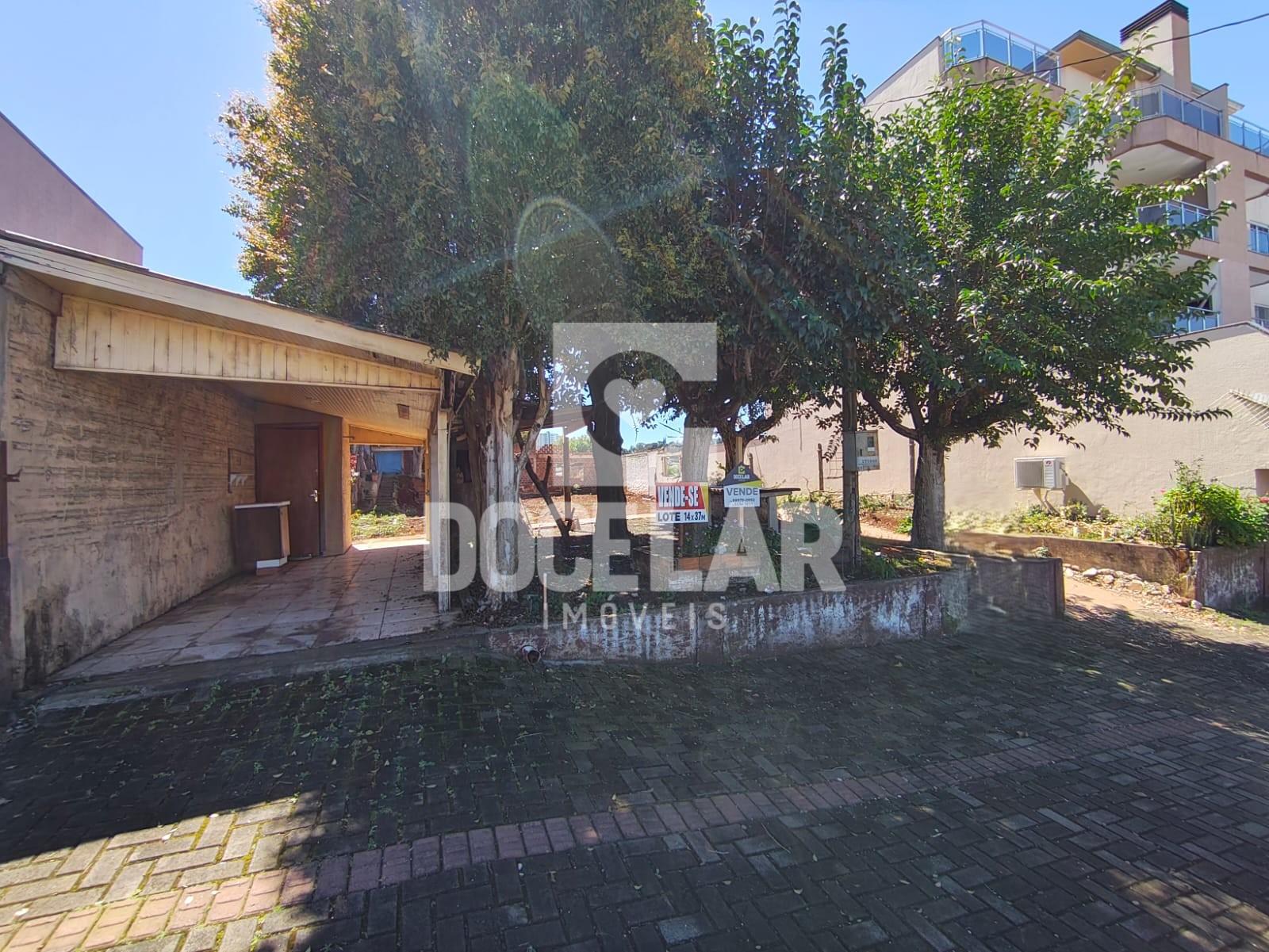 Amplo lote à venda no Centro Sul, DOIS VIZINHOS - PR