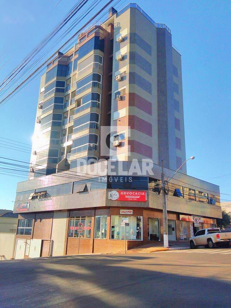 Apartamento SEMIMOBILIADO alto padrão para venda, Centro Norte...