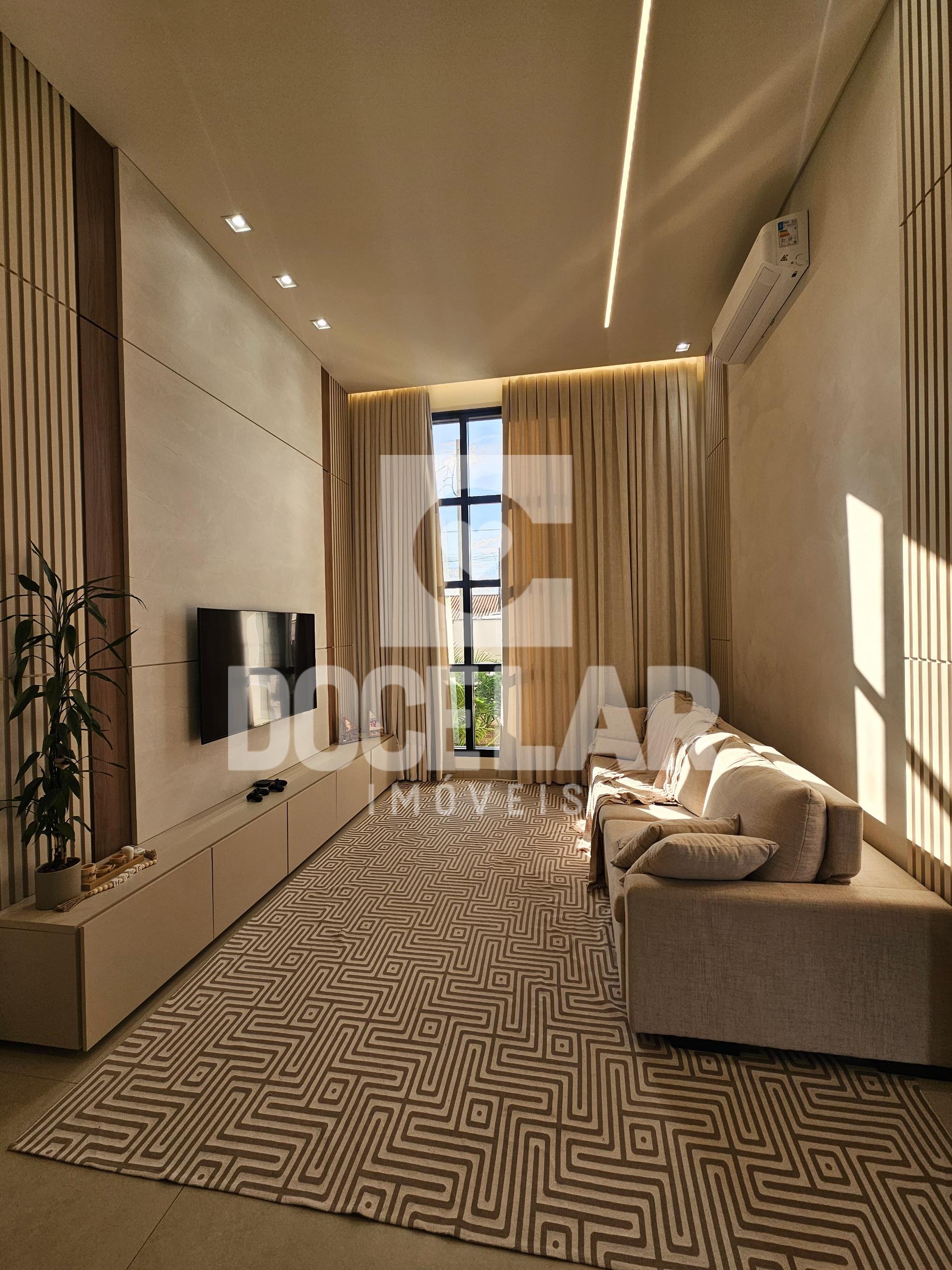 Casa ALTO PADRÃO à venda a poucos metros do CENTRO NORTE, DOIS...