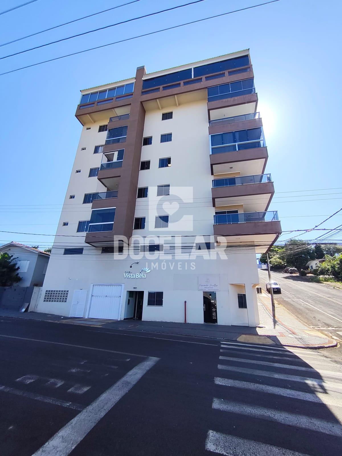 Apartamento DUPLEX semimobiliado, Bairro das Torres, DOIS VIZI...