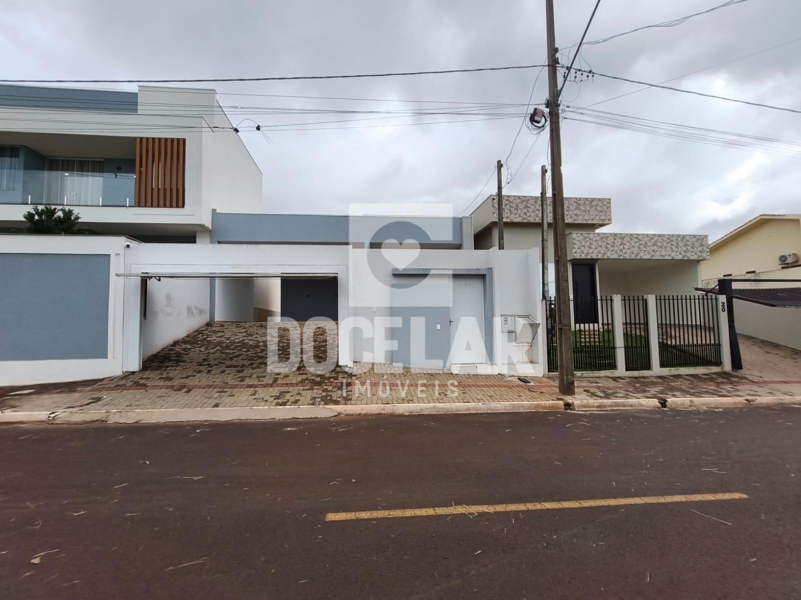 Casa à venda no Loteamento Portal do Lago, DOIS VIZINHOS - PR