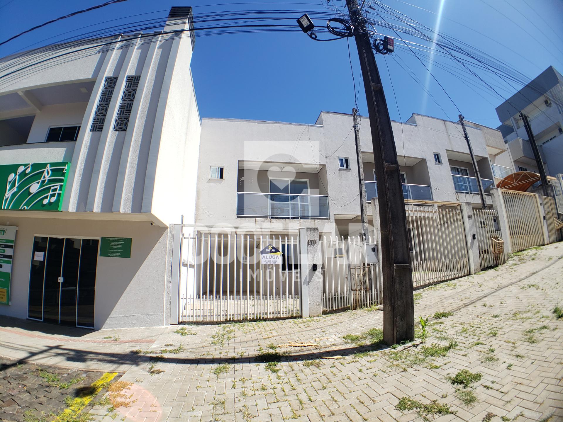 SOBRADO PARA VENDA no Bairro das Torres, Dois Vizinhos - PR