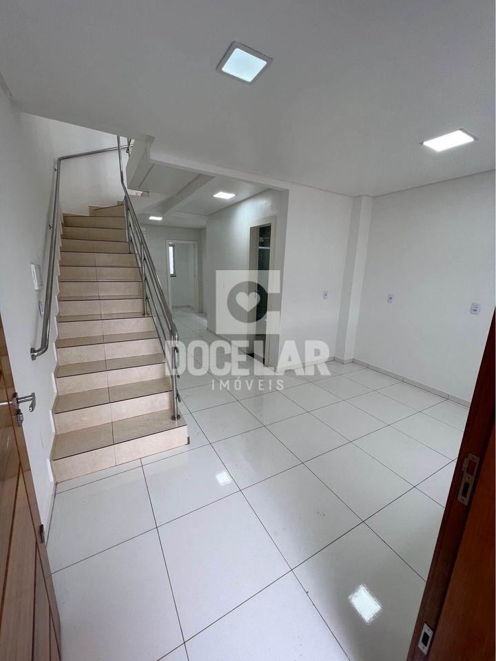 Sobrado para VENDA, Bairro Margarida Galvan, DOIS VIZINHOS - PR