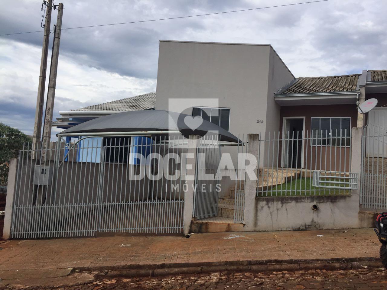 Casa para VENDA próxima a AABB, Bairro Da Luz, DOIS VIZINHOS - PR