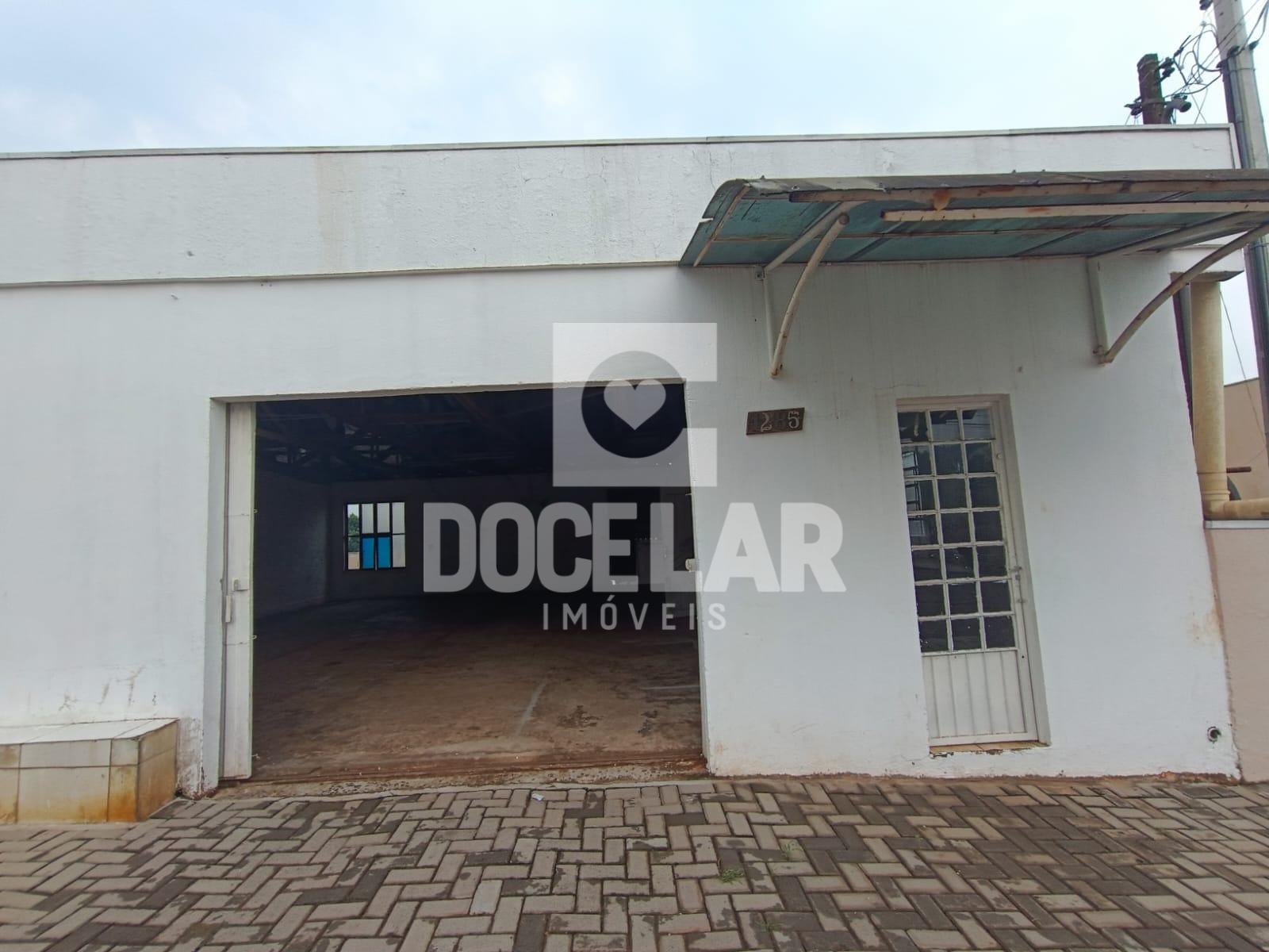 Lote com Casa e Barracão para VENDA, Centro Sul, DOIS VIZINHOS...