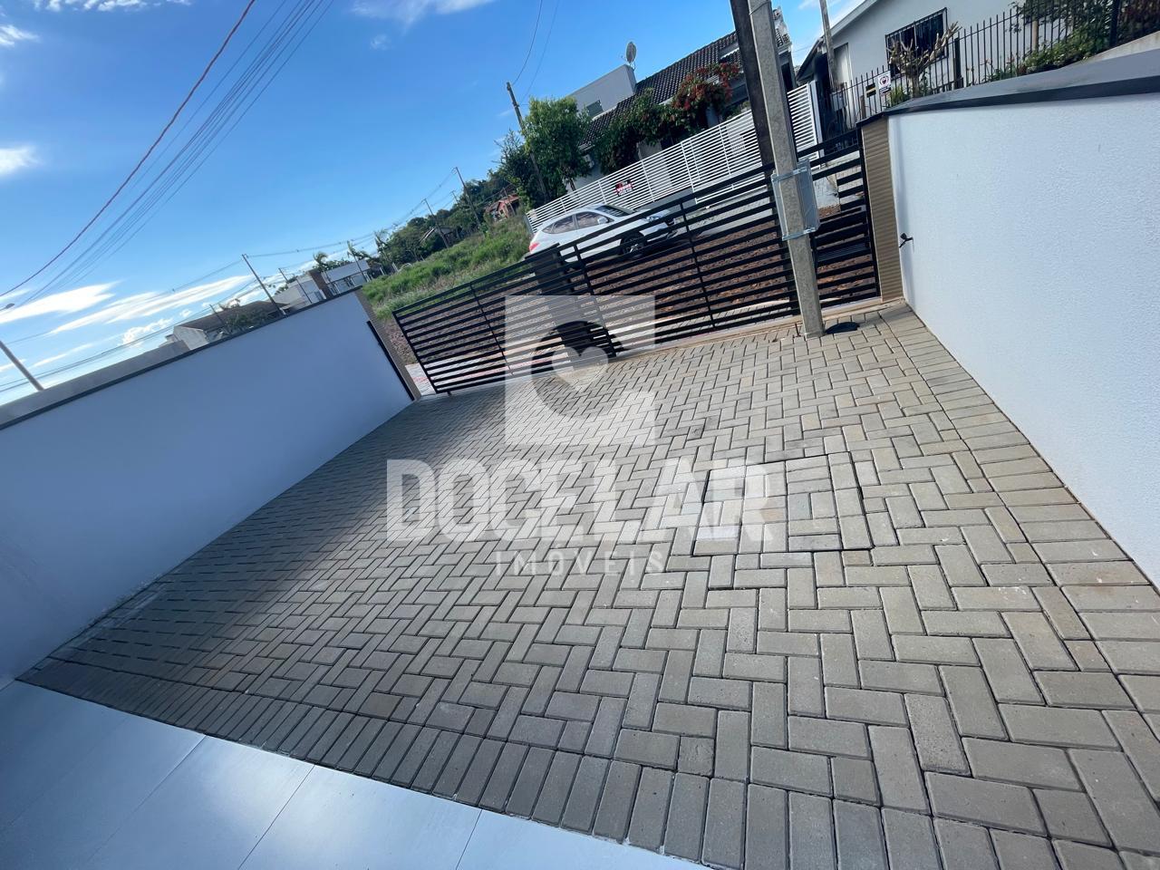 Casa em fase de acabamento para venda, localizada na Rua José ...
