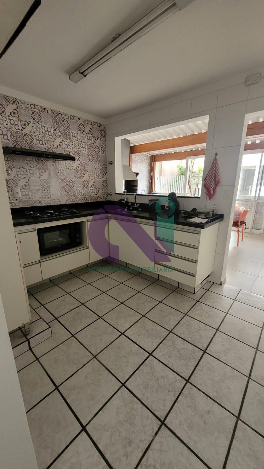 Sobrado à venda com 2 dorms, Cidade das Flores, OSASCO - SP