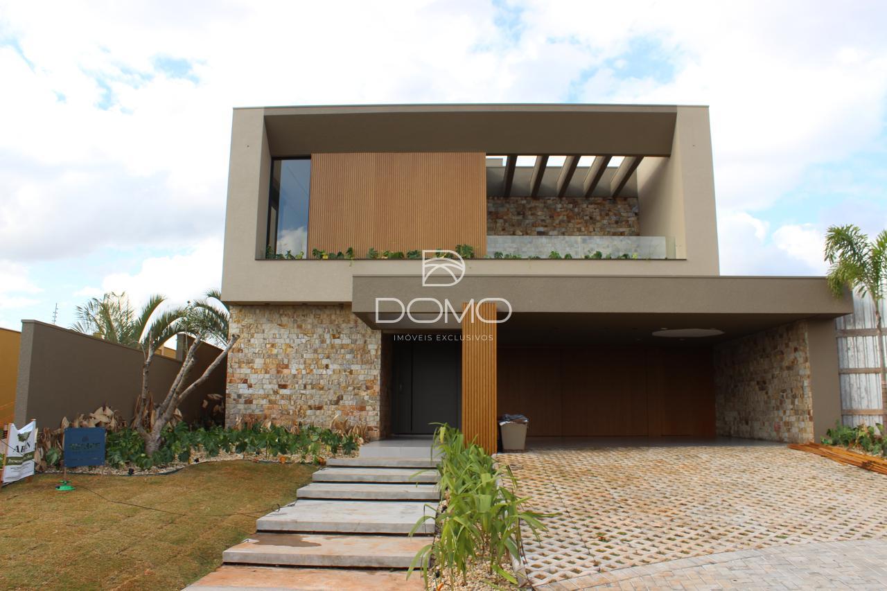 Sobrado alto padrão com 4 suítes, piscina e área gourmet, CASC...