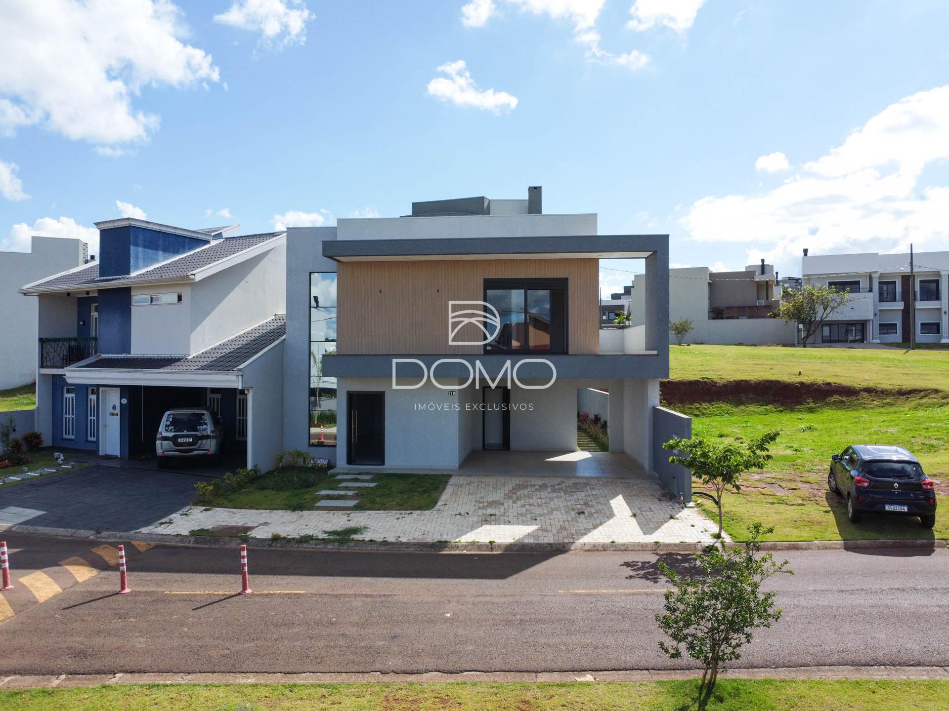 Sobrado à venda, localizado no bairro FAG, CASCAVEL - PR