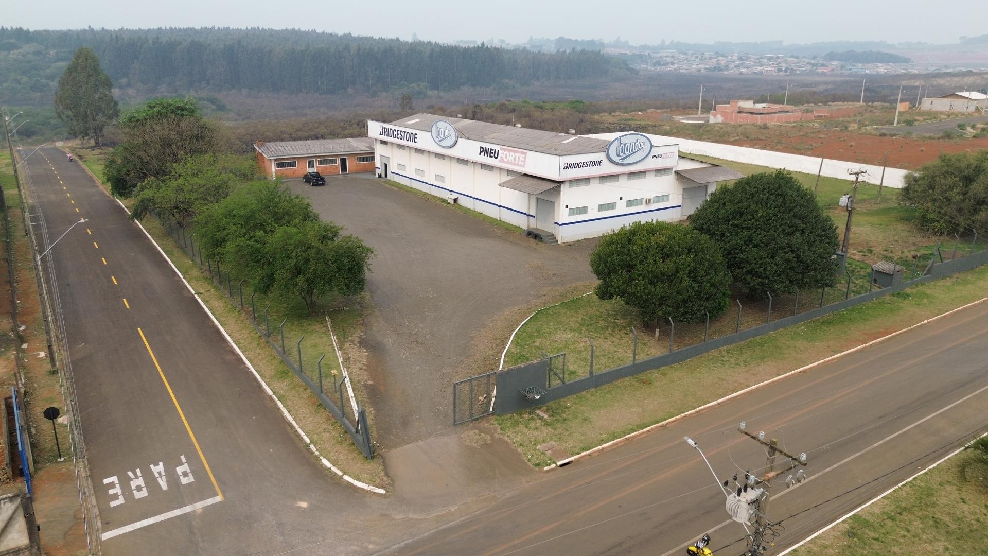 Barrac?o para loca??o, Proximo a Br 277 no Alto da XV, GUARAPU...