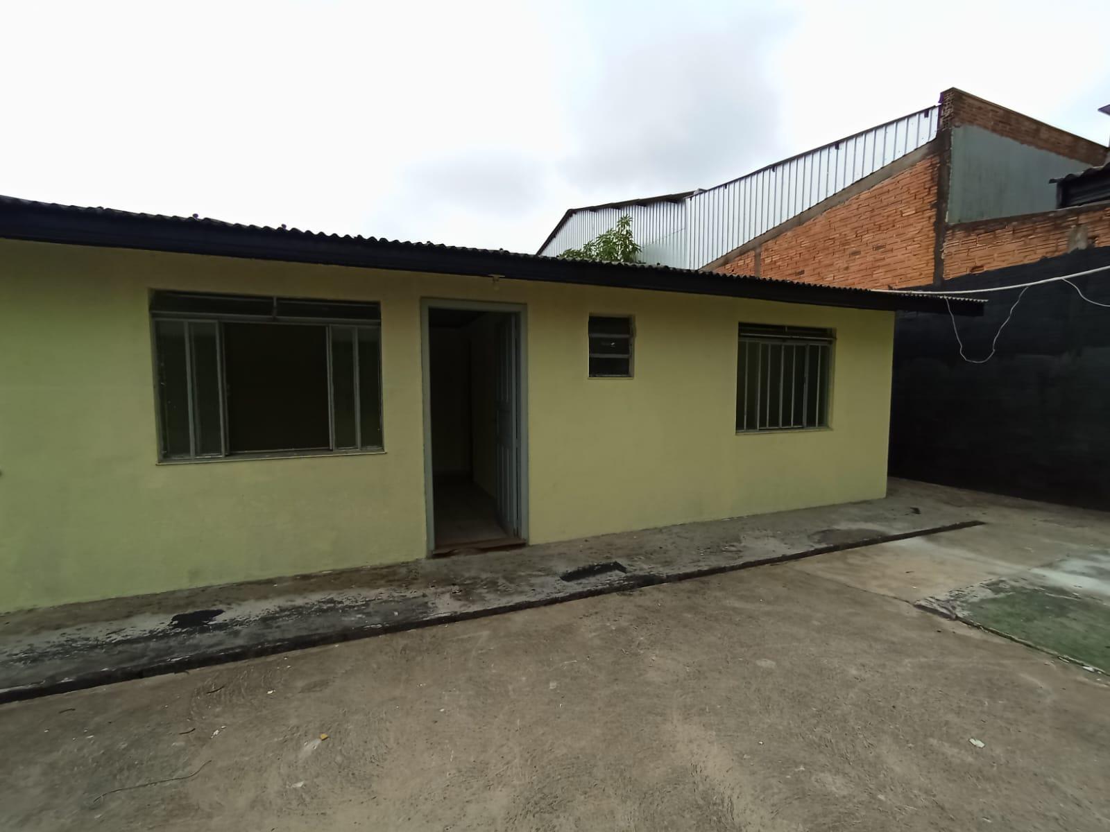 Kitnet no Bairro Santa Cruz para Loca??o - Pr?ximo Campo Real