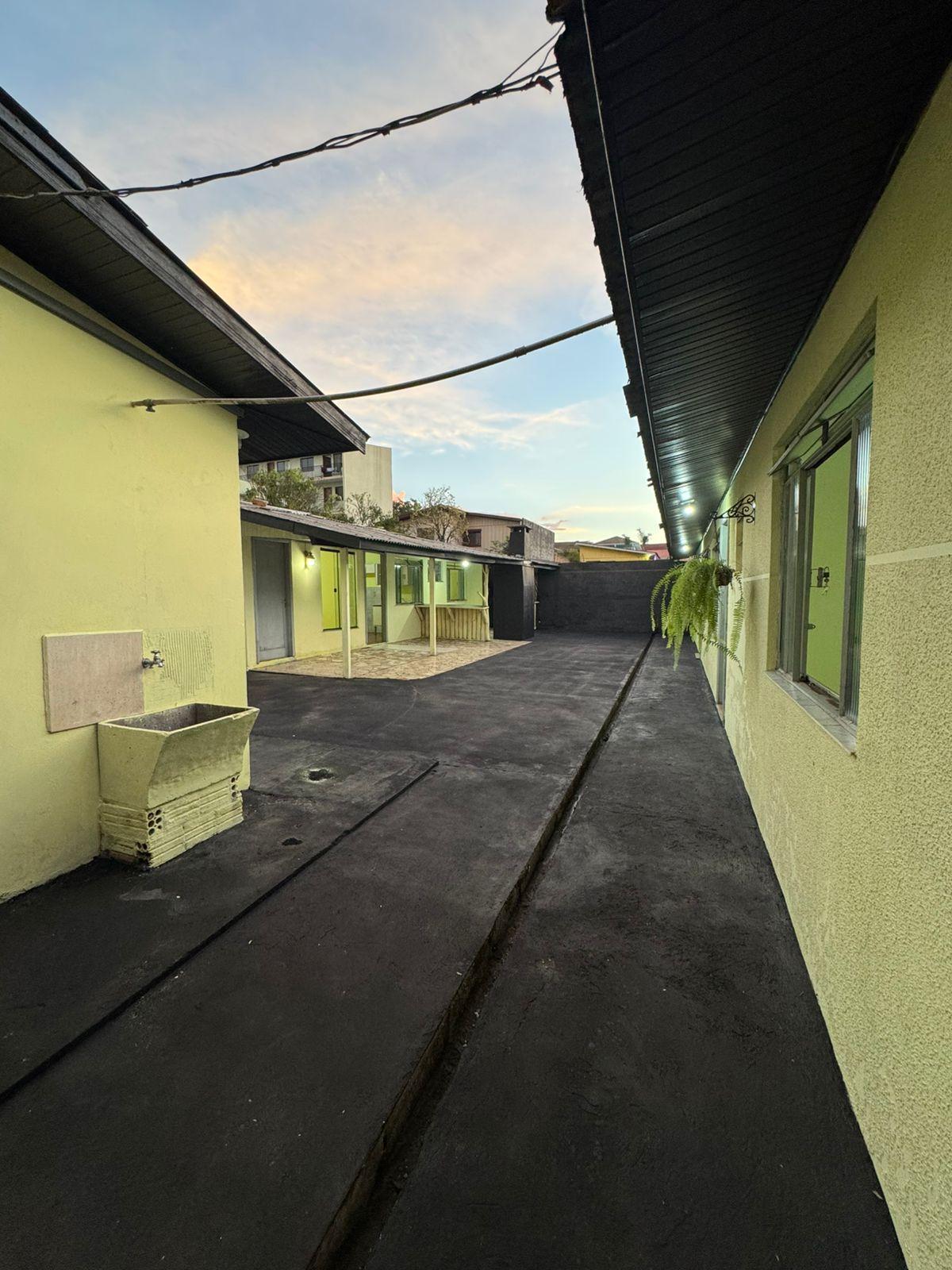 Kitnet no Bairro Santa Cruz para Loca??o - Pr?ximo Campo Real