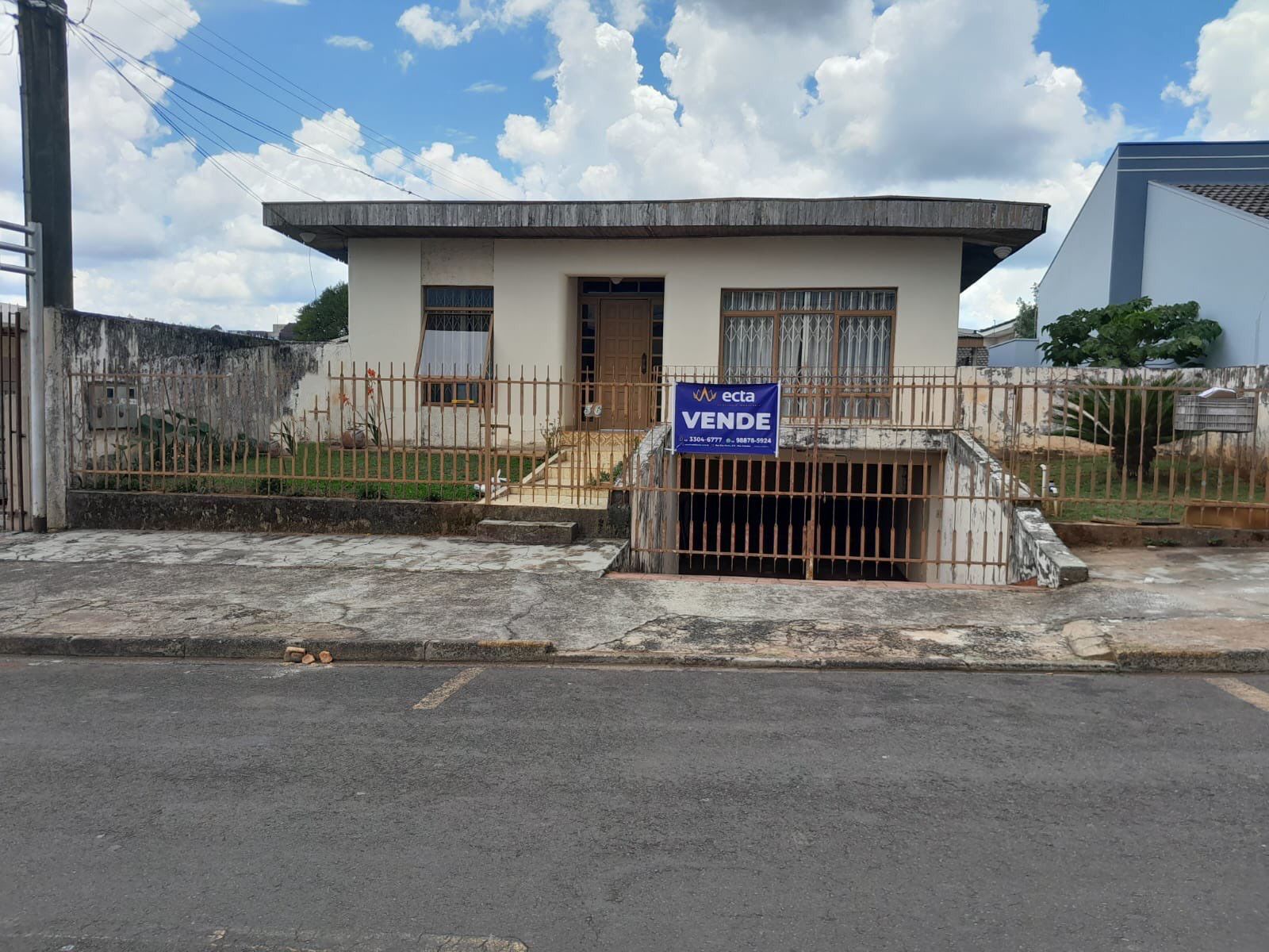 Casa com 7 dormitórios à venda, Trianon, GUARAPUAVA - PR