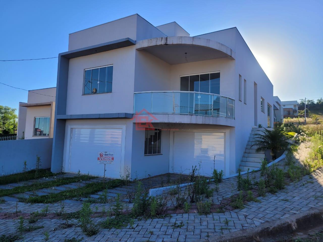 ÓTIMA CASA DE 157m2 EM  SAO LOURENCO DO OESTE - SC, VENHA CONF...