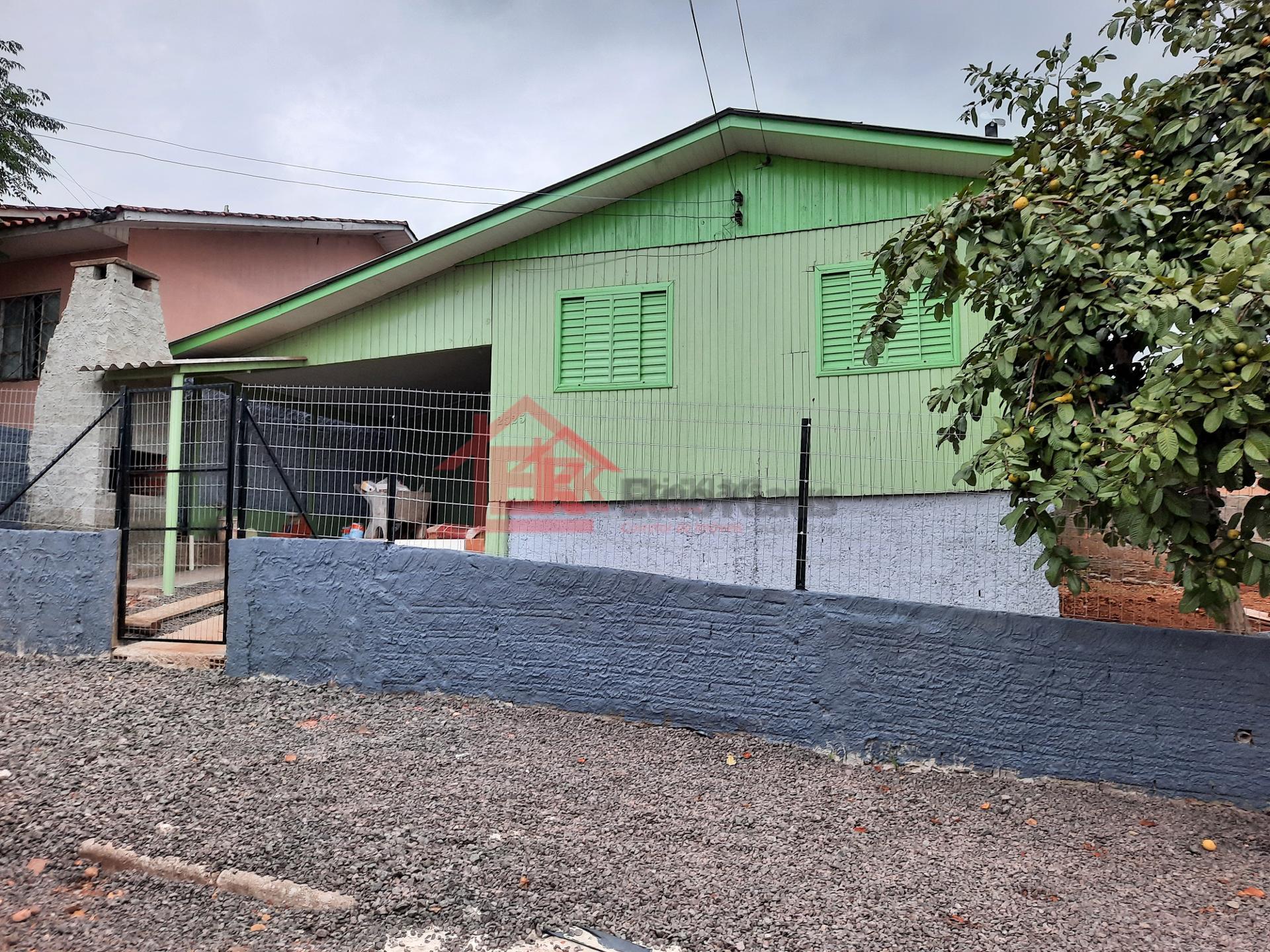 CASA À VENDA, ÓTIMA OPORTUNIDADE