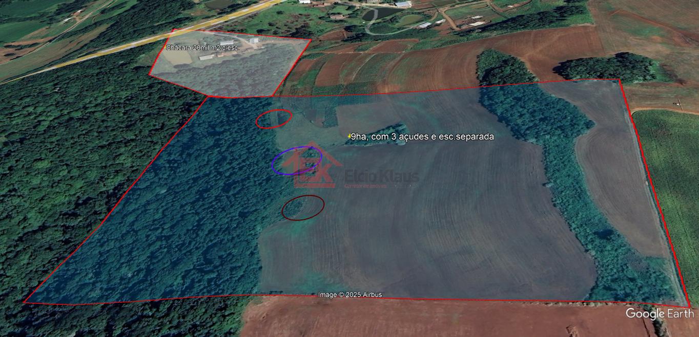 Área rural com 90.000m2 e chácara de 20.000m2 com três casas, ...