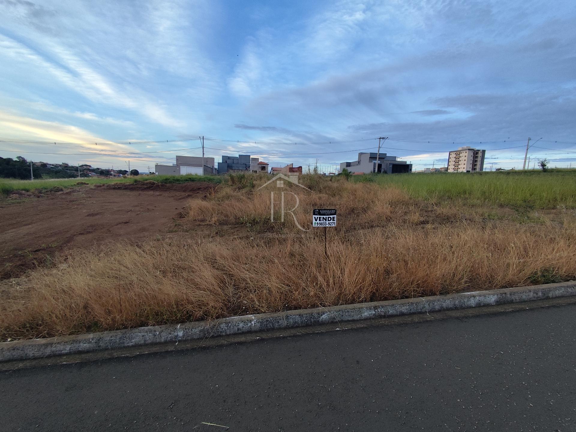Terreno à venda, VERSALHES, SAO SEBASTIAO DO PARAISO - MG