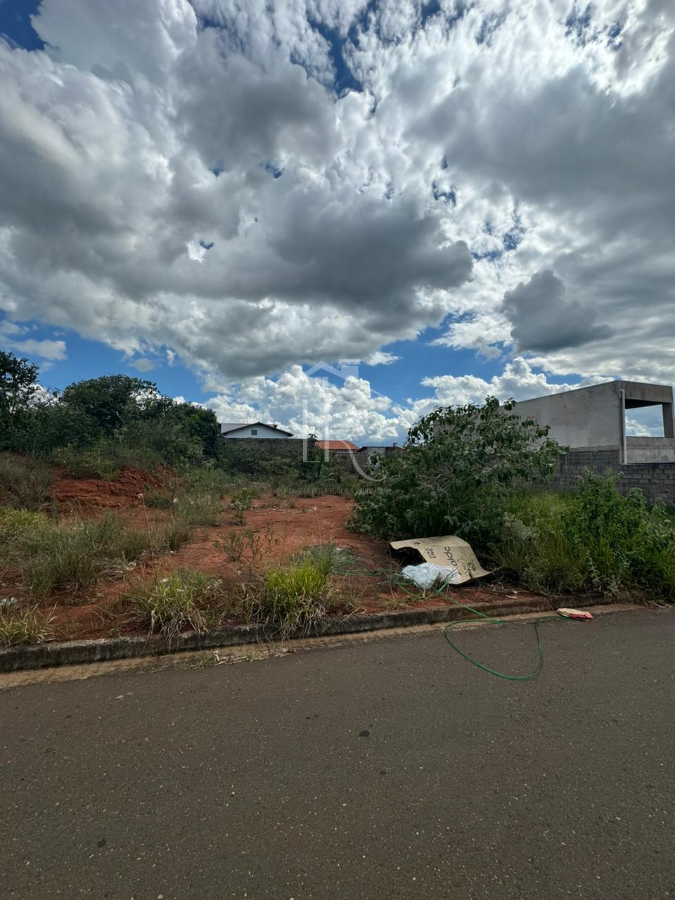 Terreno à venda, JARDIM MEDITERRÂNE II, SAO SEBASTIAO DO PARAISO - MG