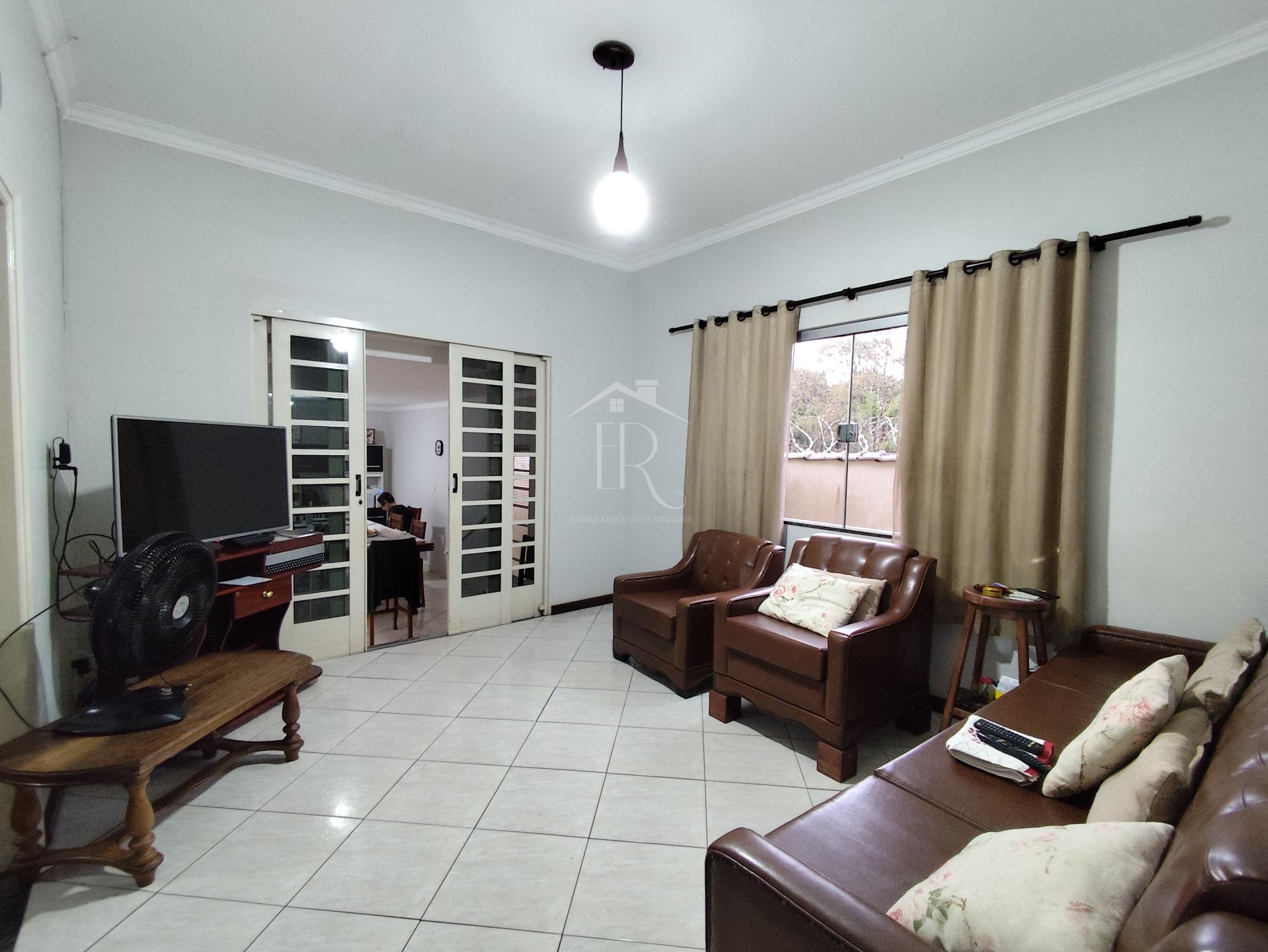 Casa à venda, LAGOINHA, SAO SEBASTIAO DO PARAISO - MG