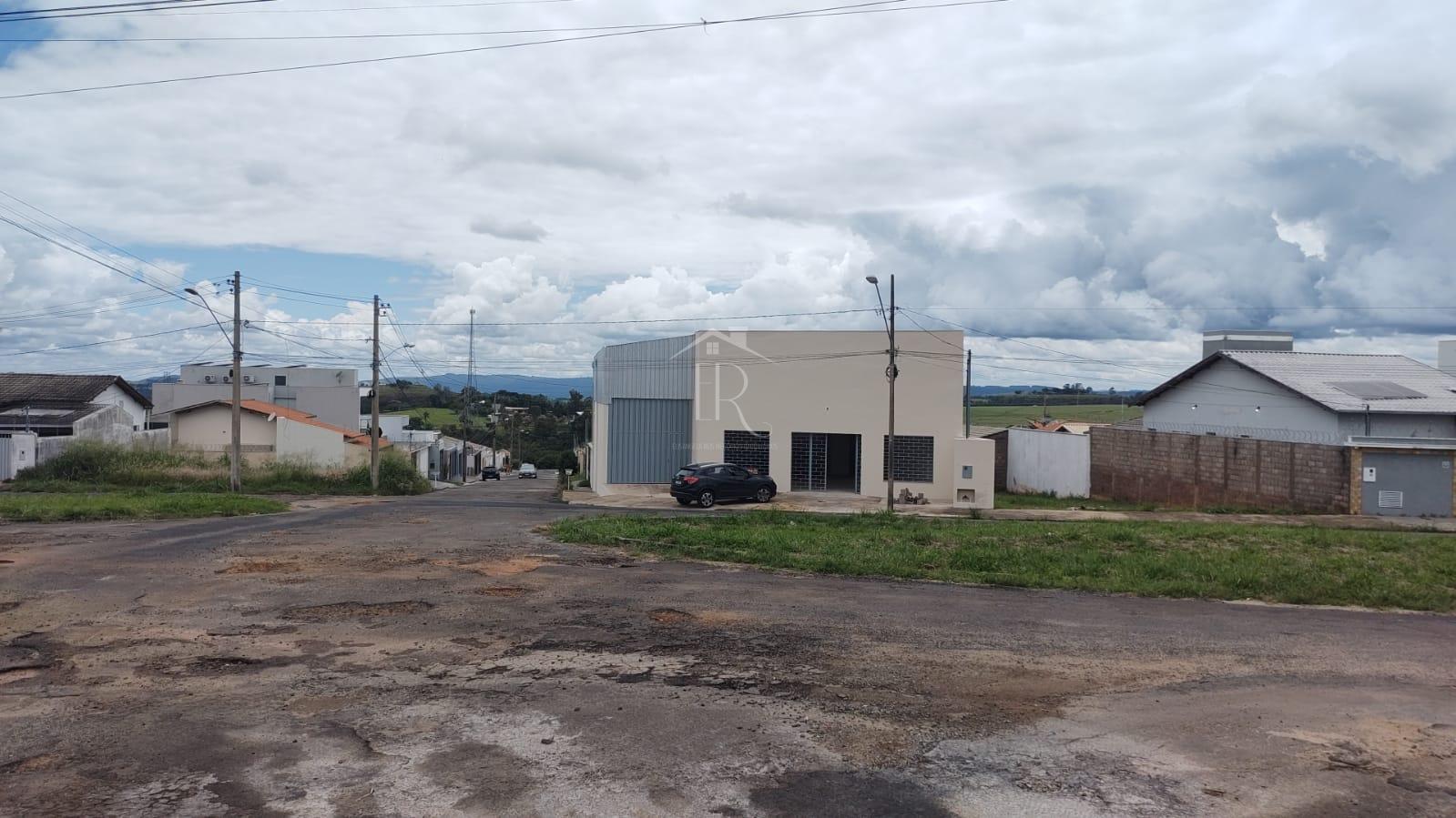 BARRACÃO COBERTO MAIS TERRENO DE 288 m  A VENDA, JARDIM AMERICA, SAO SEBASTIAO DO PARAISO - MG