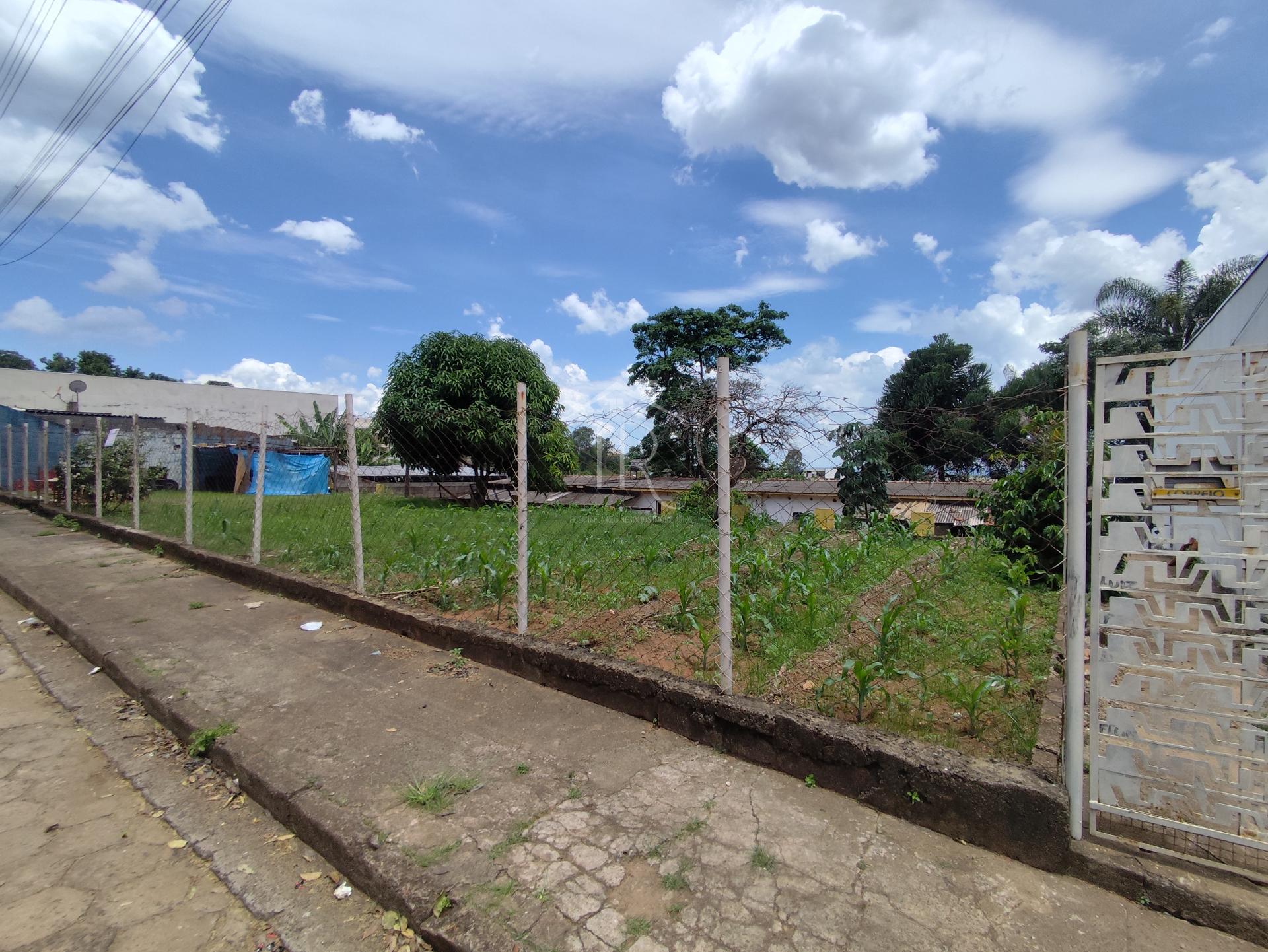 Vendo ou troco terreno, VILA FORMOSA, SAO SEBASTIAO DO PARAISO - MG