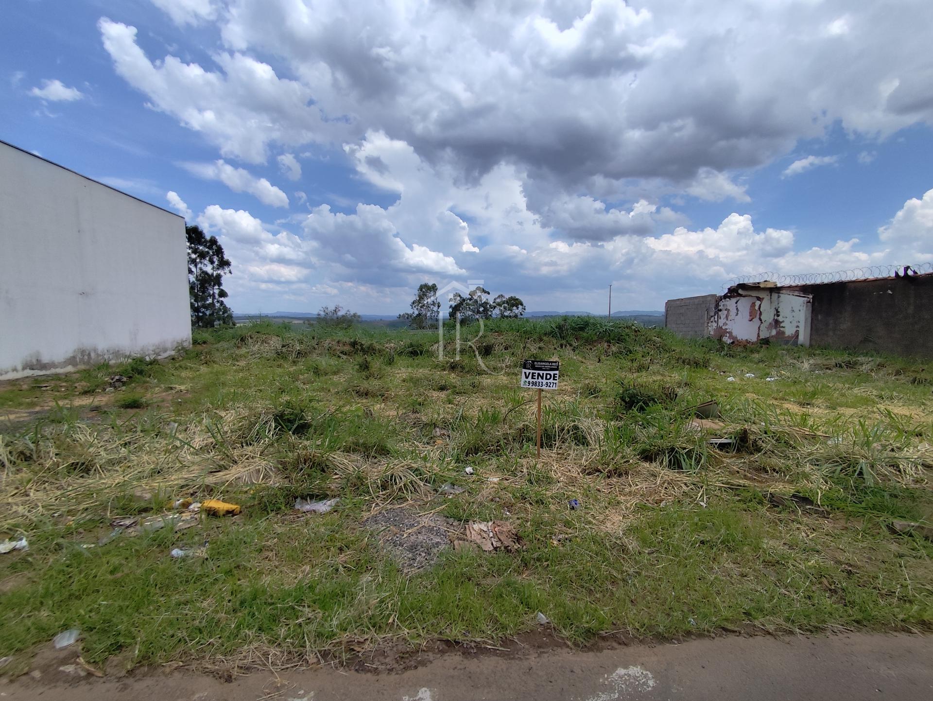 Vendo ou troco, terreno LAGOINHA, SAO SEBASTIAO DO PARAISO - MG